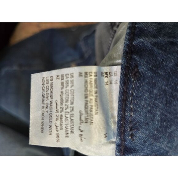 Style & Co. Girlfriend Jeans Size 14 Dark Wash - Picture 5 of 9